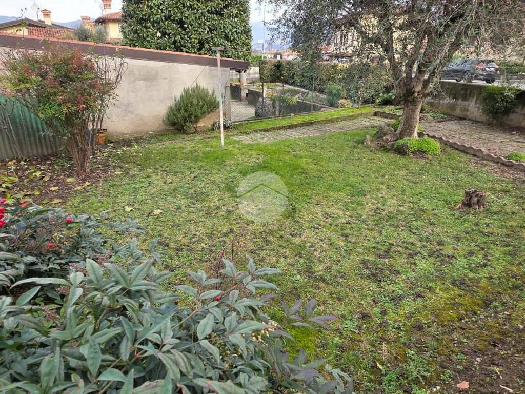 Appartamento a Adro in Via Sole delle Alpi, 36 - Foto 2