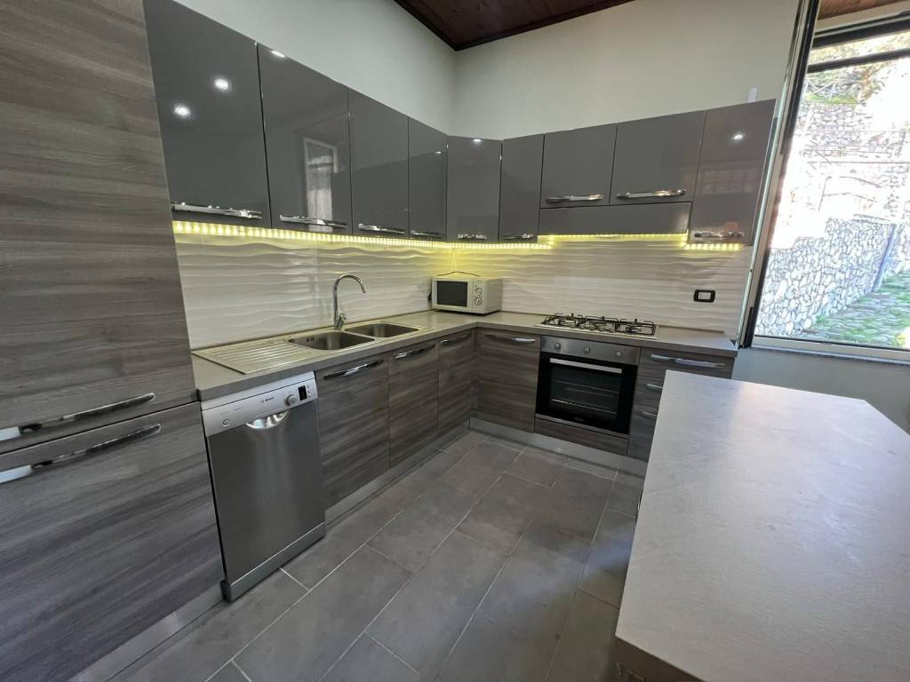 Palazzo / stabile a Sorrento in Via Casarufolo - Foto 4