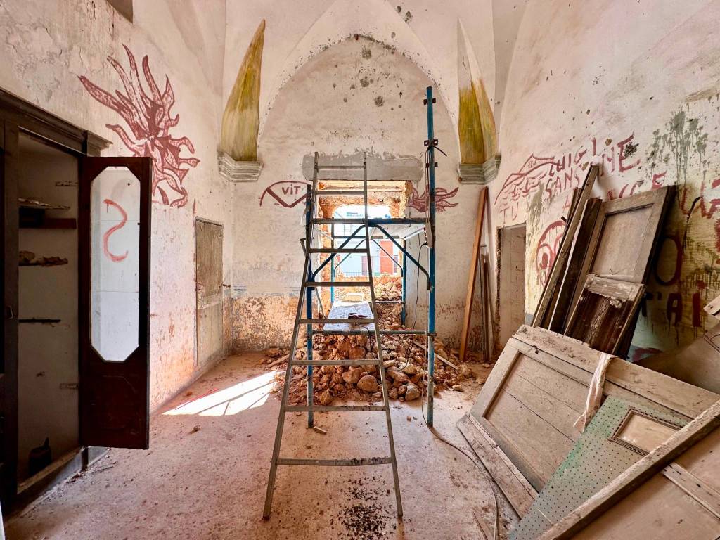 Casa indipendente a Parabita in Piazza della Vittoria, 16 - Foto 3
