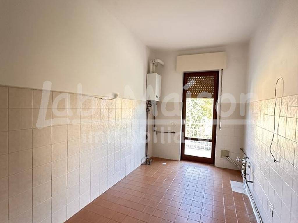 Appartamento a Gavirate in via scalarini - Foto 4