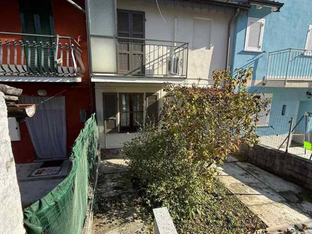 Casa indipendente a Stradella in Via Edmondo De Amicis, 21 - Foto 2