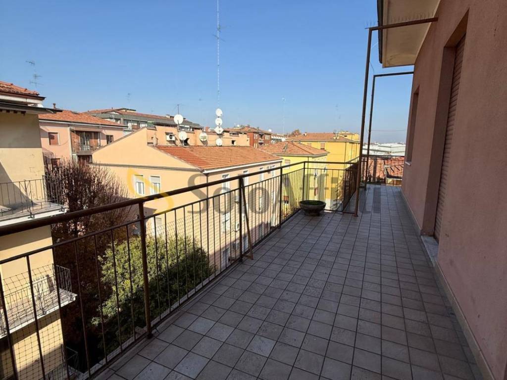 Appartamento a Modena in Via Giacomo Puccini - Foto 5