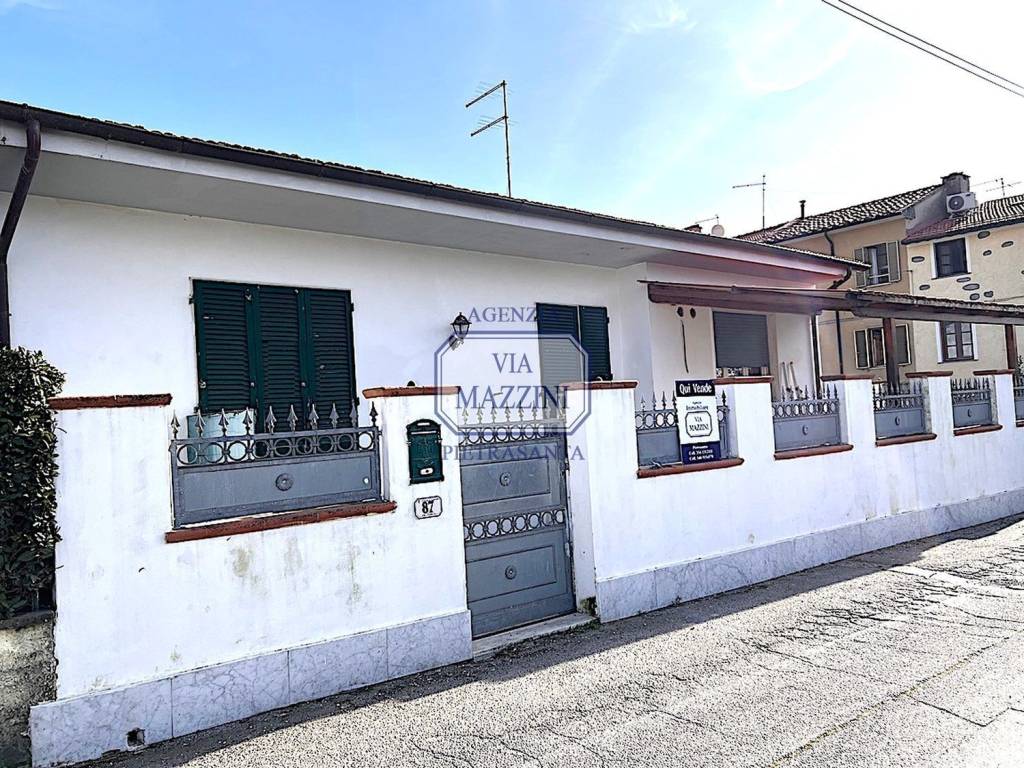 Casa indipendente a Seravezza in Via Mordure, 145 - Foto 3