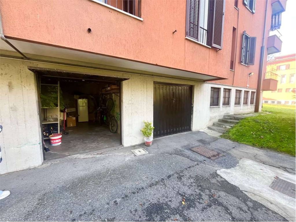 Box / garage a Barzanò in via dei mille - Foto 2