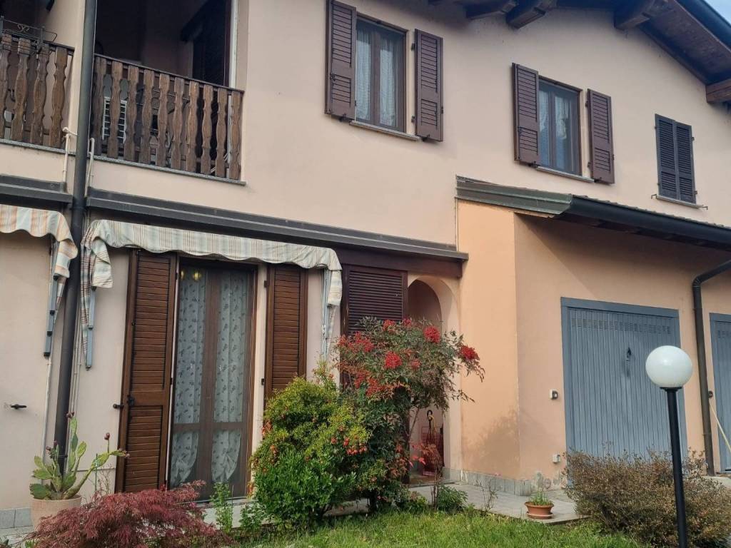 Villetta a schiera a Cornegliano laudense in Via Sandro Pertini, 22 - Foto 2