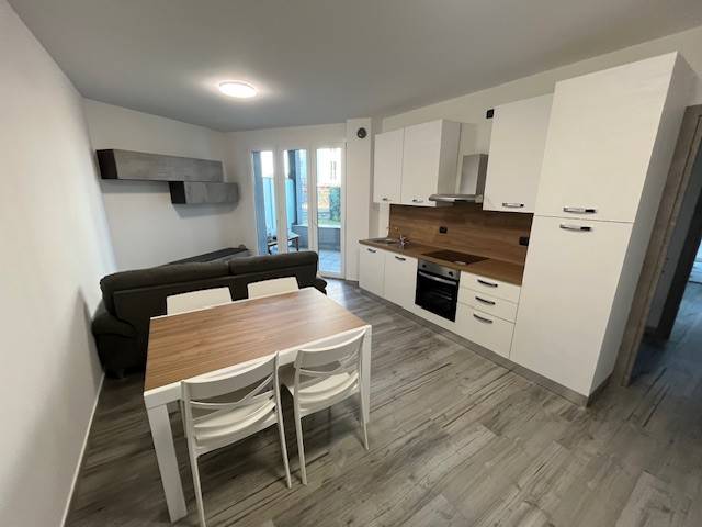 Appartamento a Castellanza in Via Francesco Petrarca - Foto 4
