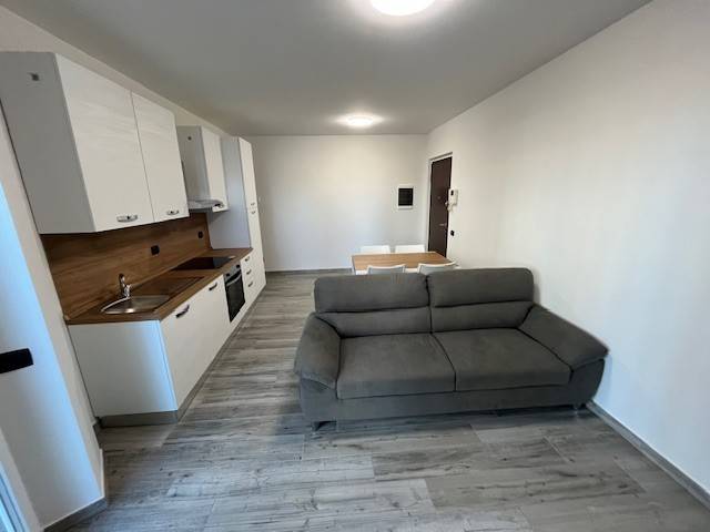 Appartamento a Castellanza in Via Francesco Petrarca - Foto 5