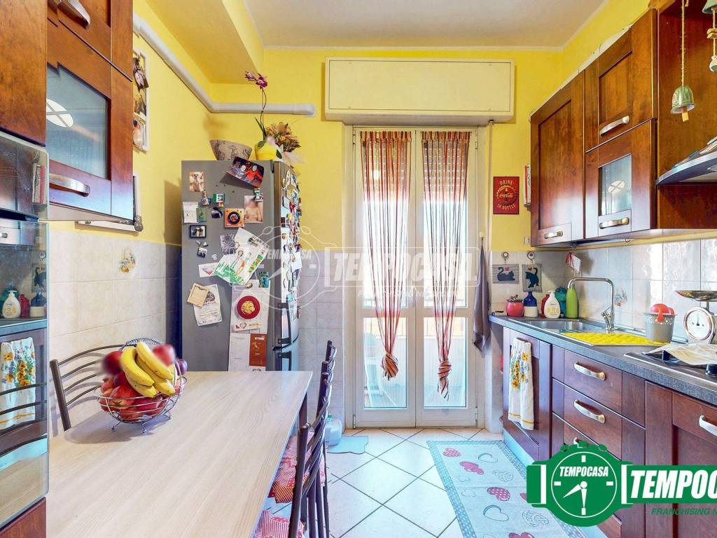 Appartamento a Valenza in Via Mario Nebbia - Foto 4