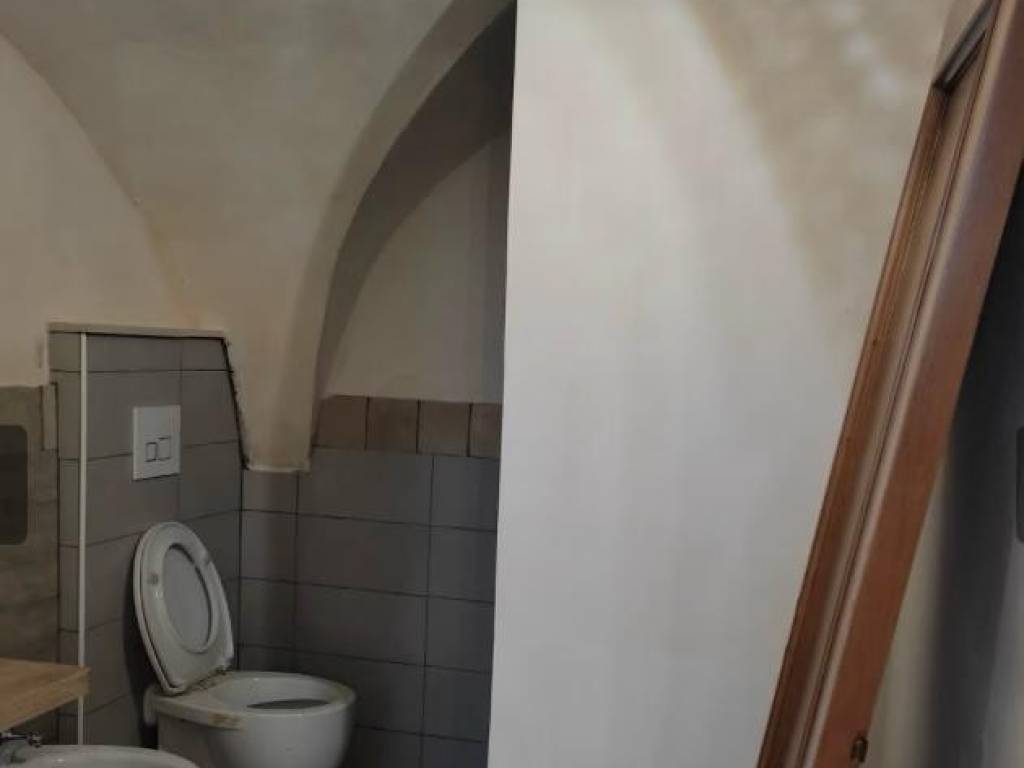 Casa indipendente a Ceglie messapica in Via Suor Maria Lalia - Foto 5