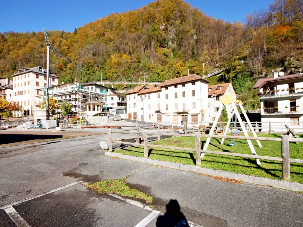 Casa indipendente a Bognanco in Via Emilio Cavallini, 36 - Foto 3