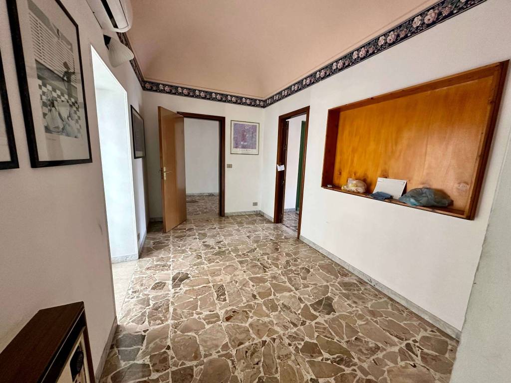 Casa indipendente a Ragusa in Via Duca d'Aosta, 56 - Foto 3