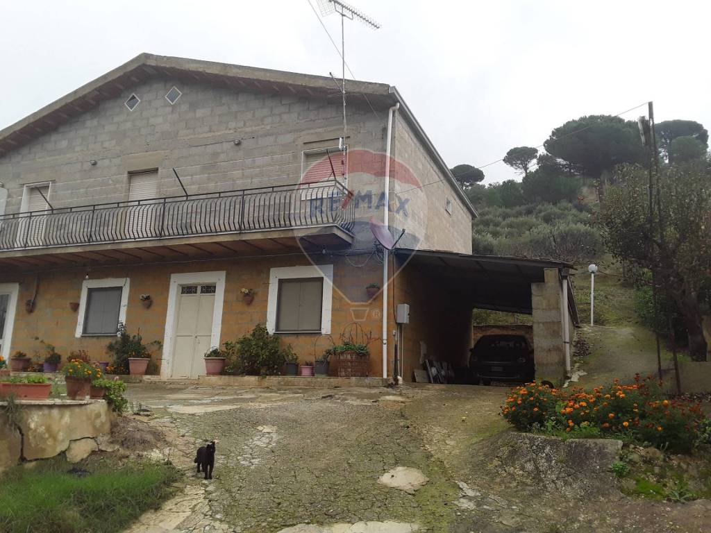 Villa a Piazza armerina in Contrada Rasalgone - Foto 2