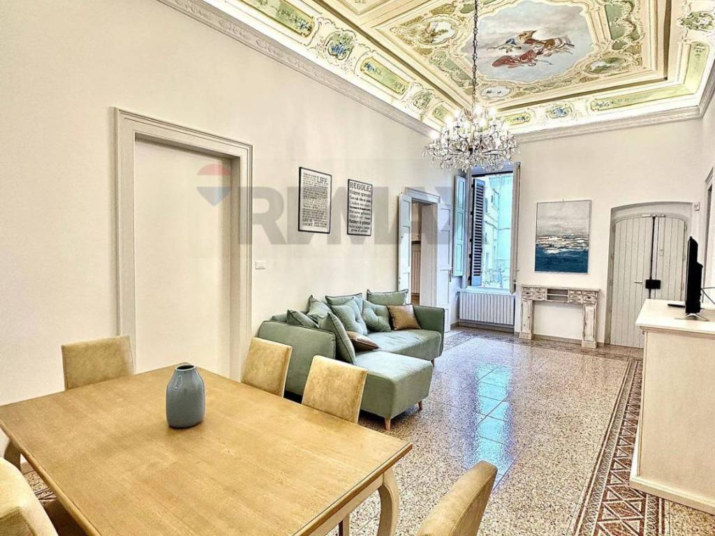 Appartamento a Cisternino in Piazza Vittorio Emanuele III, 21 - Foto 3