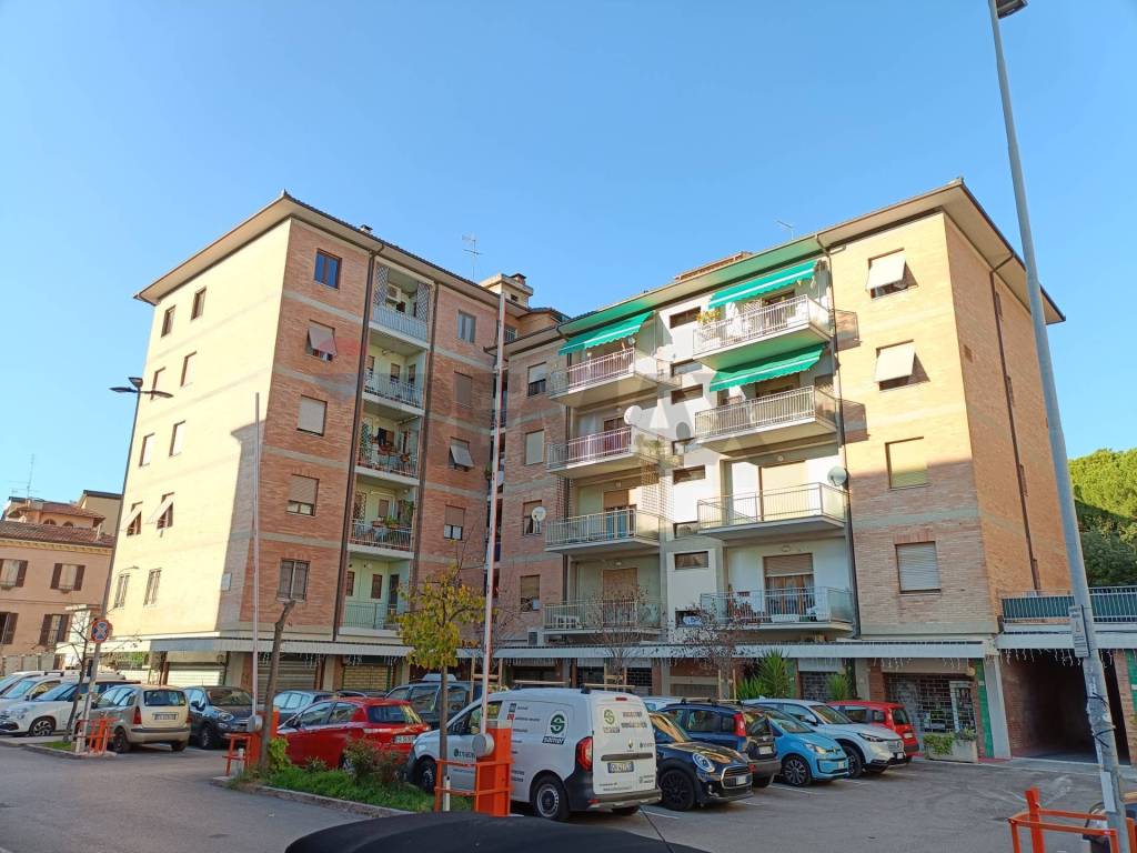 Appartamento a Perugia in Piazzale Anna Frank, 17 - Foto 2