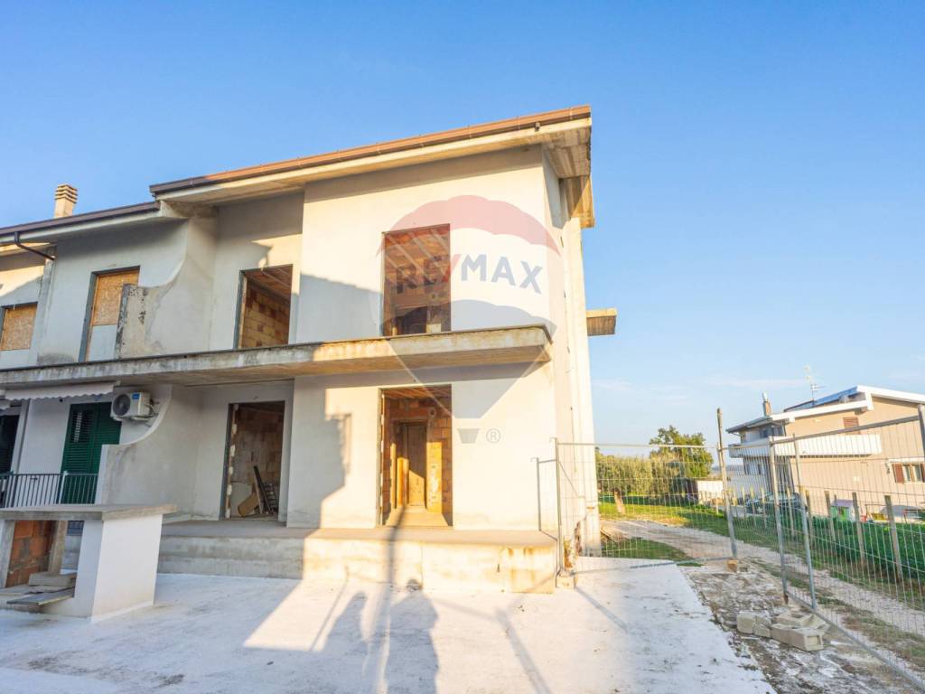 Villetta a schiera a Casalbordino in Via Lanciano - Foto 3