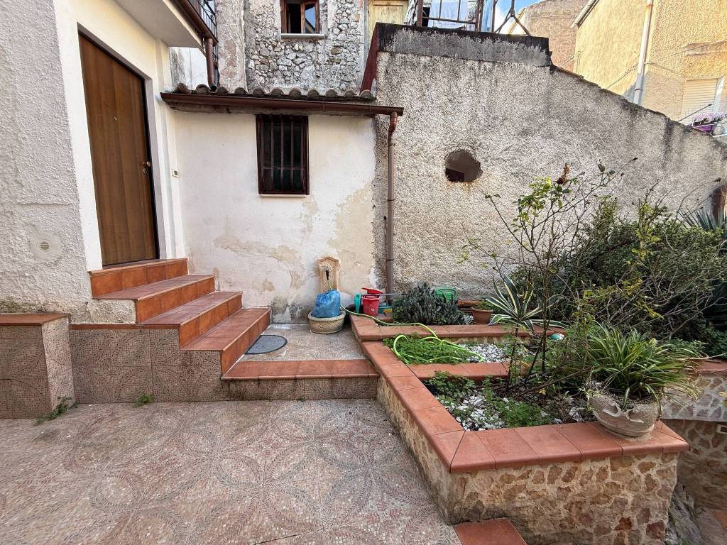 Casa indipendente a Formia in Via Papa, 8 - Foto 5