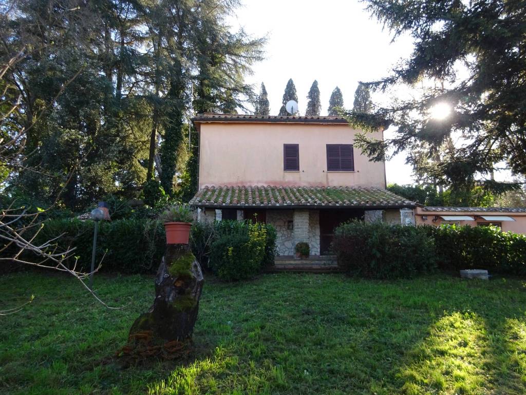 Villa a Bracciano in Via Altare del Lupo, 1 - Foto 4