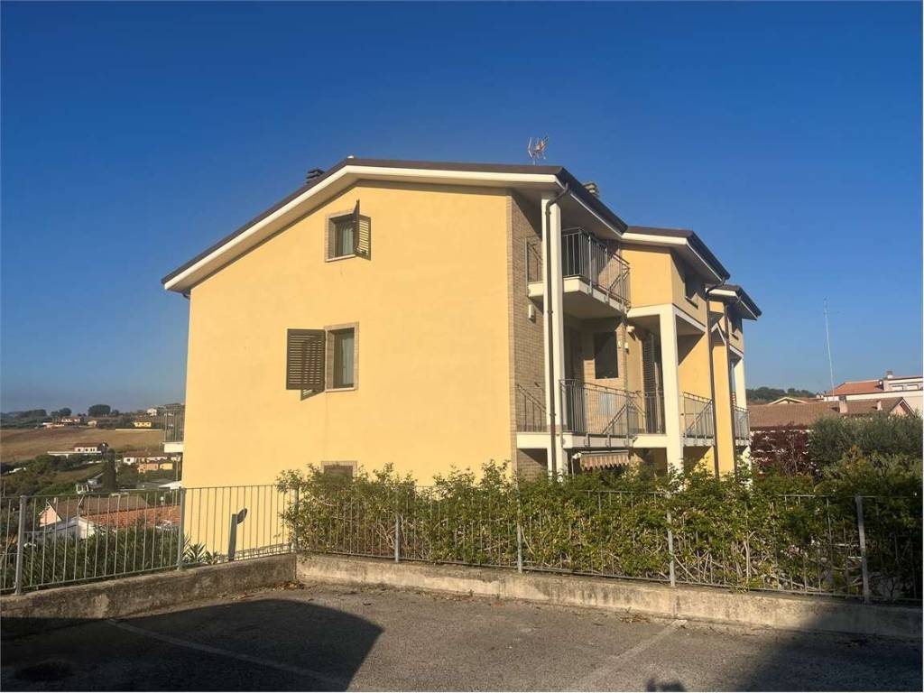 Appartamento a Osimo in via Mancinelli, 10 - Foto 2