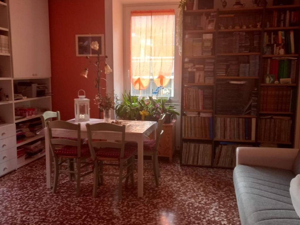 Appartamento a Malnate in Via Giacomo Matteotti - Foto 2