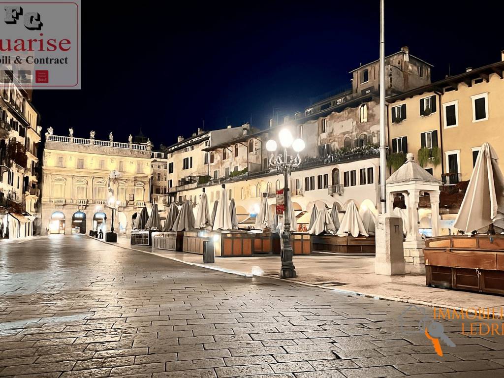 Appartamento a Verona in Via Dante Alighieri - Foto 4