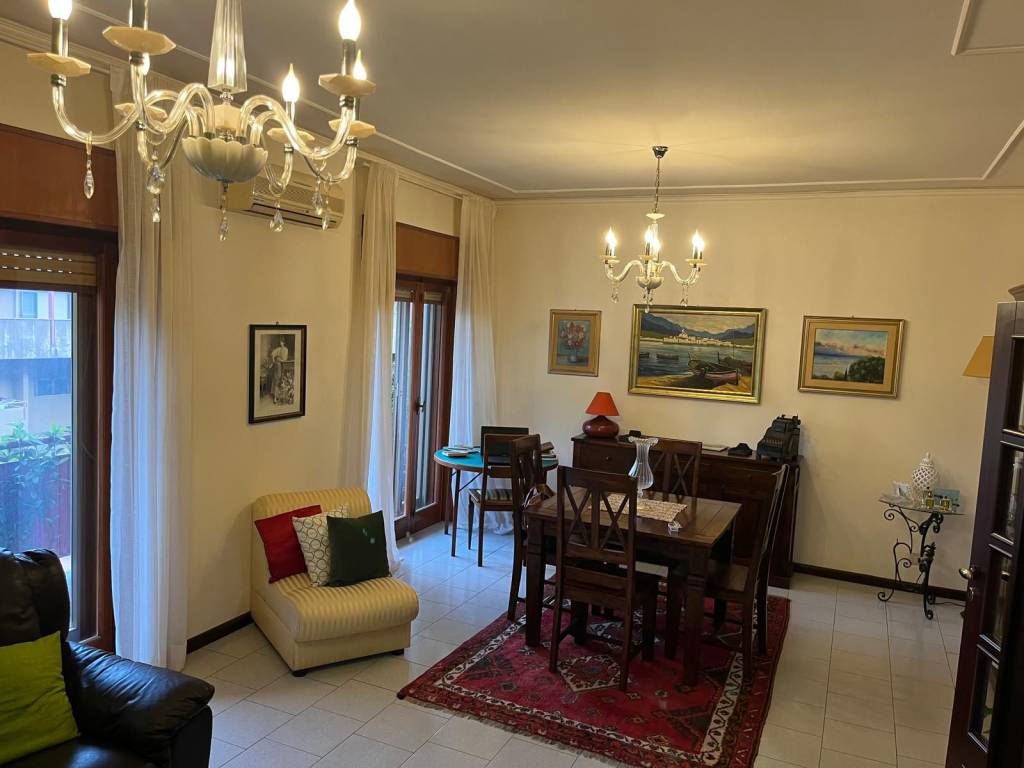 Appartamento a Messina in Salita Villa Contino, 36 - Foto 2