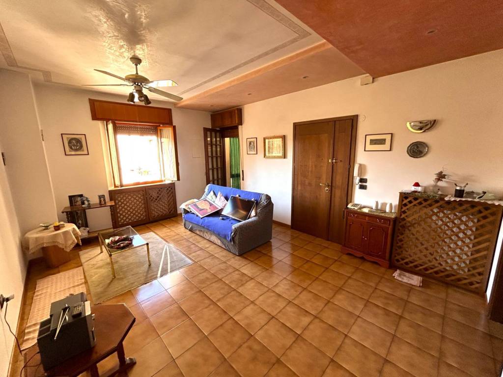 Appartamento a Verona in Via Ugolino Vivaldi, 3 - Foto 3