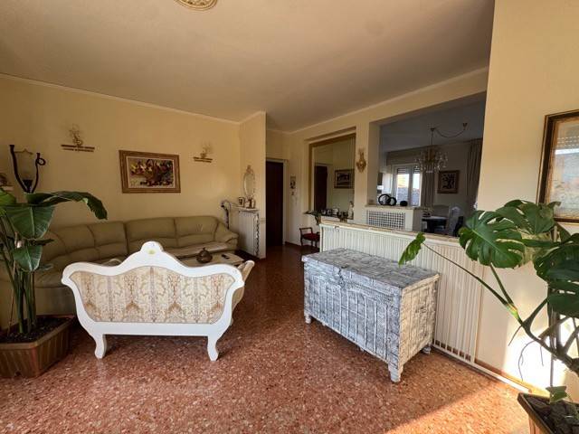 Appartamento a Pontedera in Via Vittorio Veneto, 180 - Foto 3