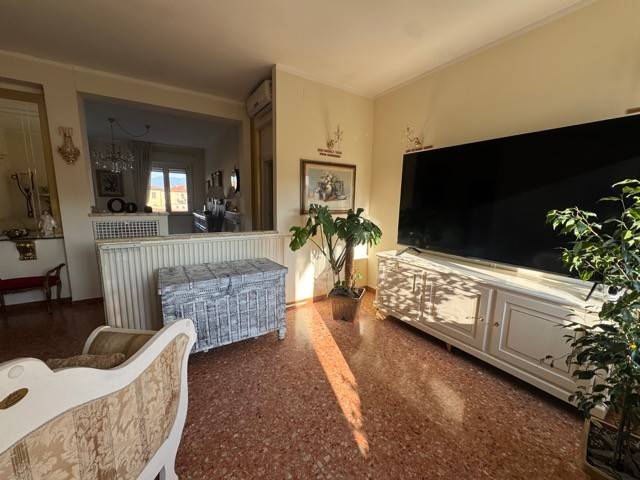 Appartamento a Pontedera in Via Vittorio Veneto, 180 - Foto 4