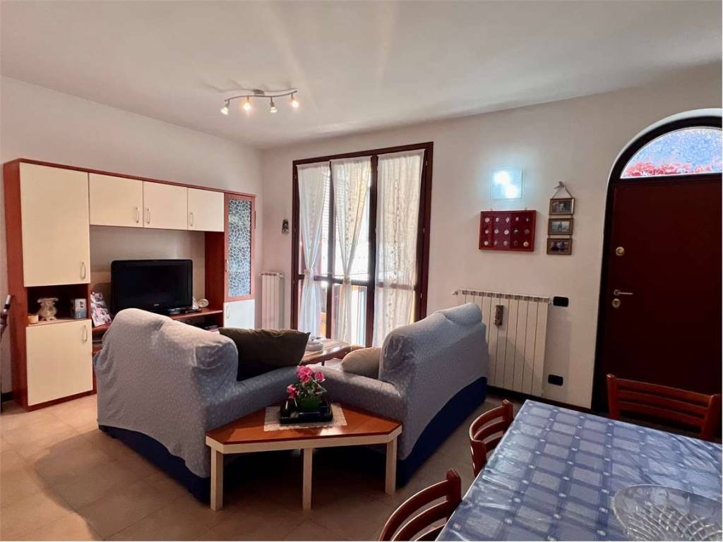 Appartamento a Travedona-monate in Via Aldo Moro, 50 - Foto 5