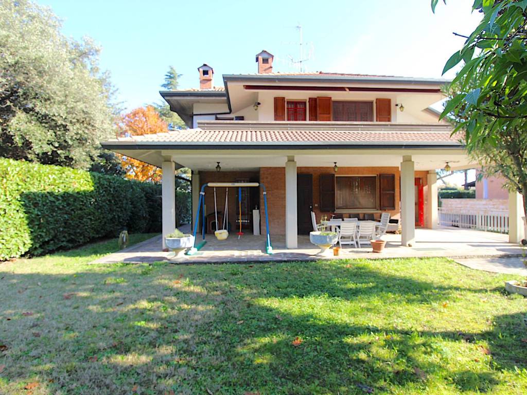 Villa a San lazzaro di savena in Via Martiri di Pizzocalvo, 22 - Foto 2
