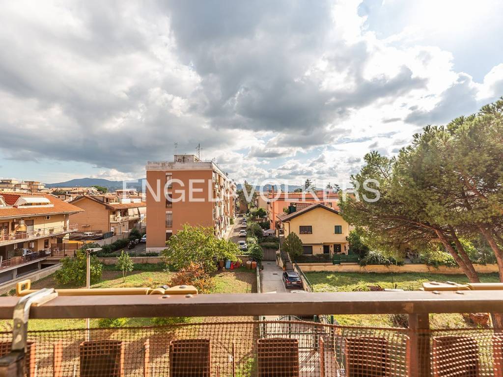 Appartamento a Ciampino in Via Lussemburgo - Foto 4