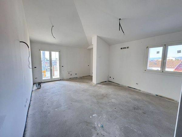 Appartamento a Montemurlo in Via del Giglio - Foto 2