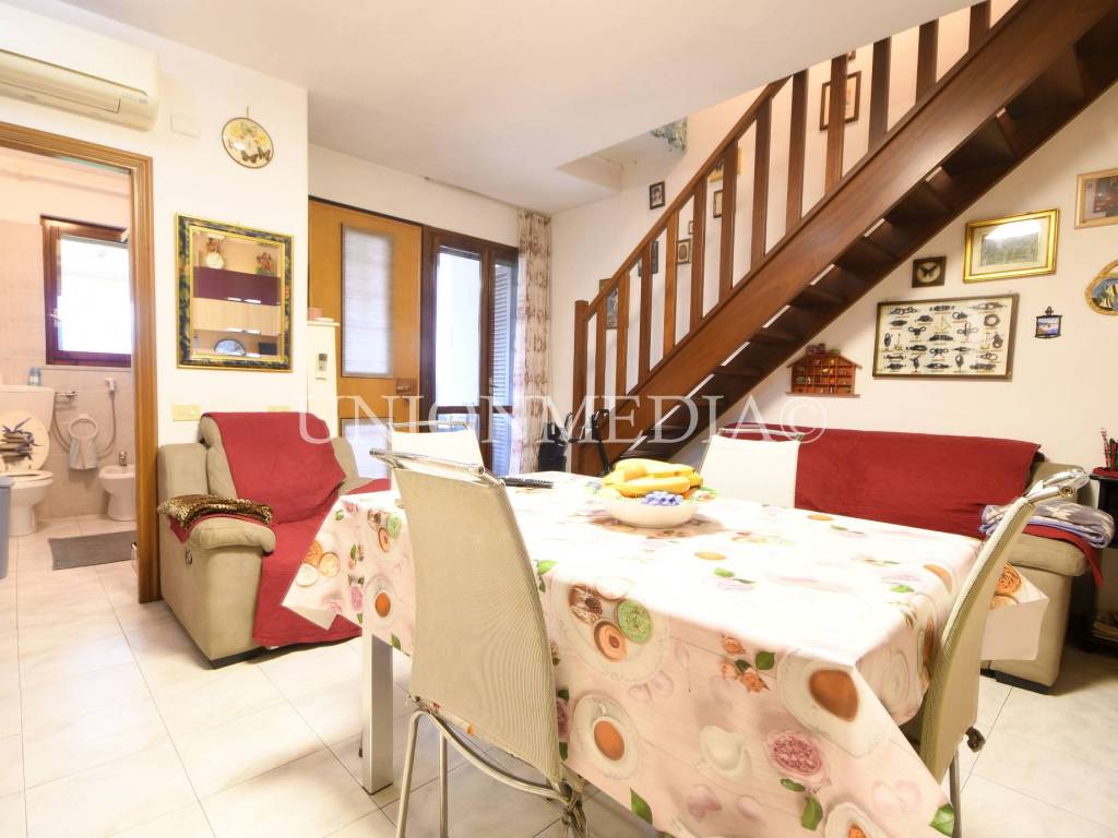 Appartamento a Sarzana in Via Palmiro Togliatti - Foto 4