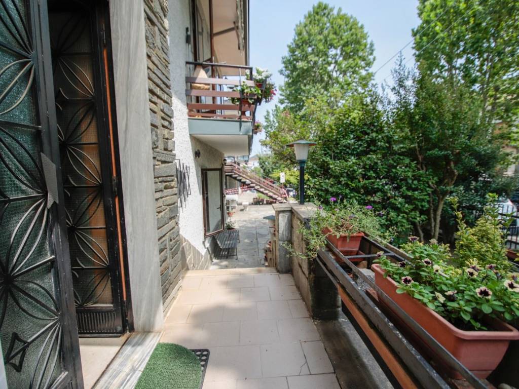 Villa a Druento in Via Ugo Foscolo, 6 - Foto 3