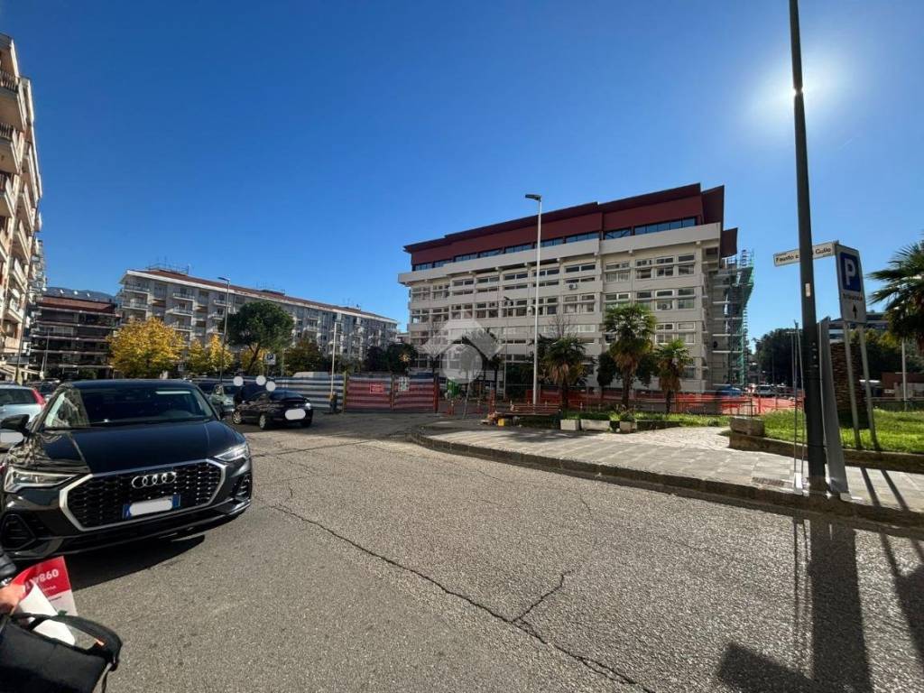 Immobile a Cosenza in Piazza Fausto e Luigi Gullo, 21 - Foto 2