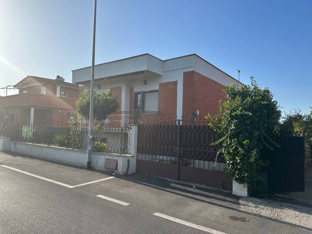 Villa a Ciampino in Via Emilio Reverberi - Foto 5