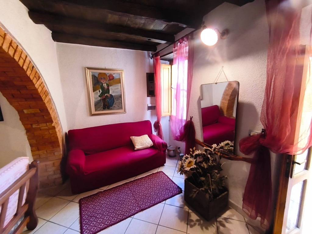 Appartamento a Tonara in Via Eleonora d'Arborea, 1 - Foto 2