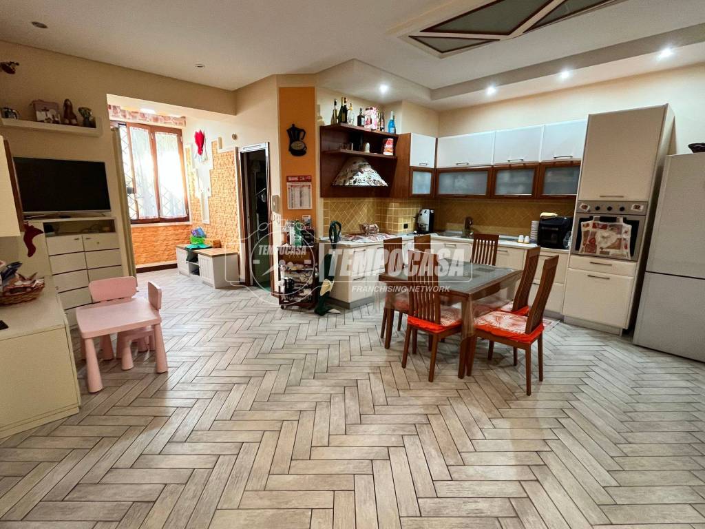 Appartamento a Casoria in Via Cavour 90 - Foto 5