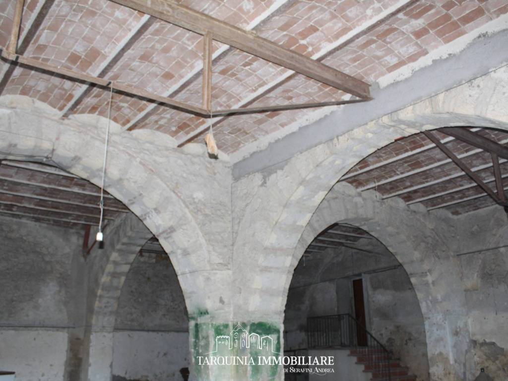 Box / garage a Tarquinia in Via Montana - Foto 2