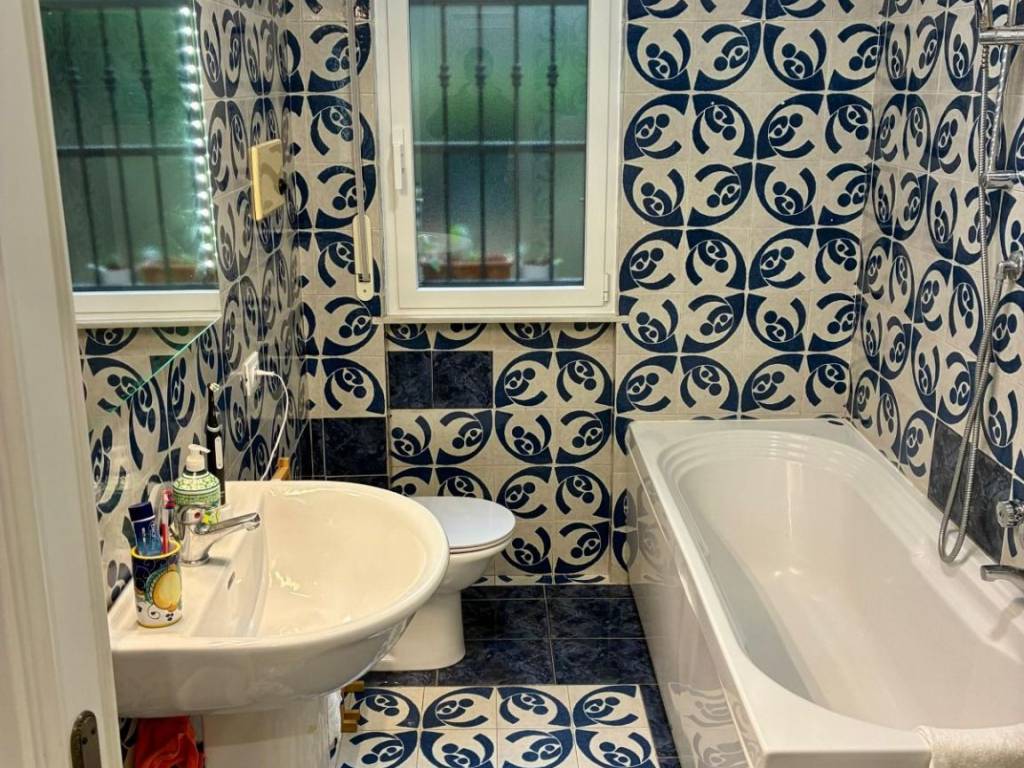 Appartamento a Genova in Via Angelo Carrara, 259 - Foto 3