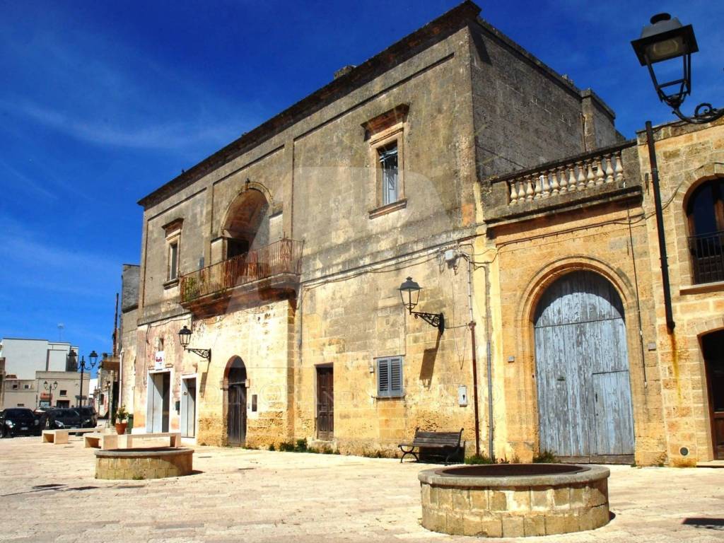 Palazzo / stabile a Corsano in Piazza San Giuseppe - Foto 3