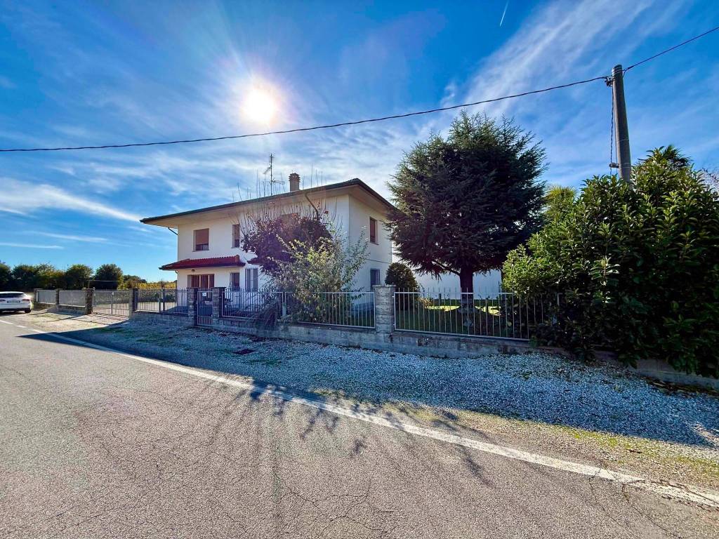 Villa a Alfonsine in Via Guerrina, 38 - Foto 4