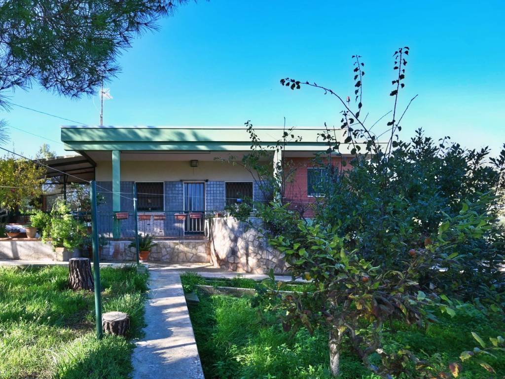 Villa a Putignano in Strada Comunale Strettola di San Cataldo, 24 - Foto 2