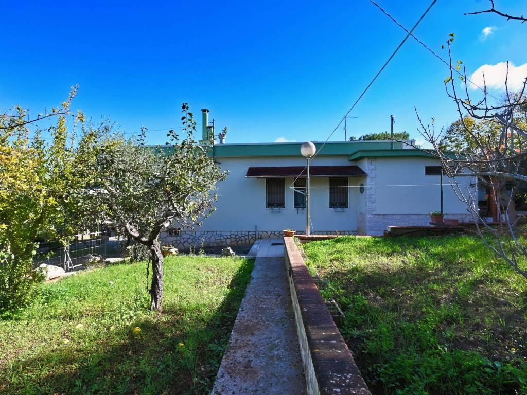 Villa a Putignano in Strada Comunale Strettola di San Cataldo, 24 - Foto 5