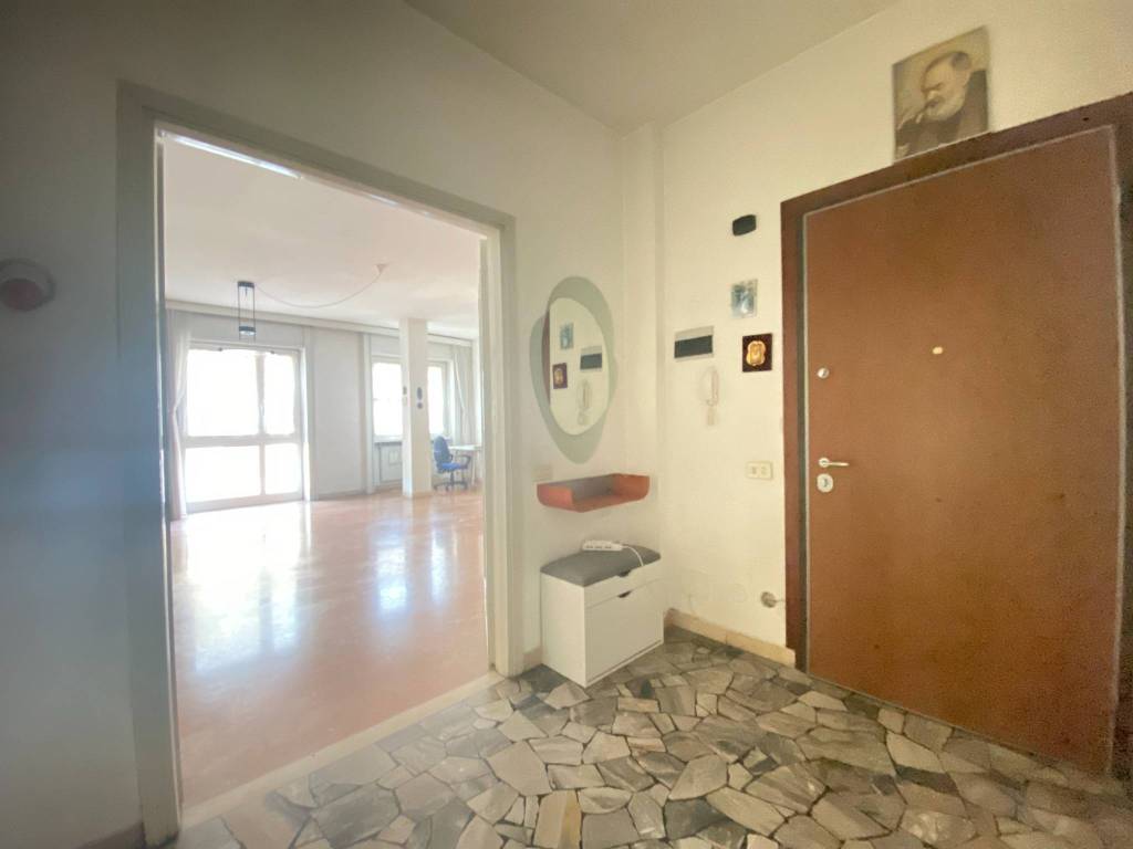 Appartamento a Varese in Via Ernesto Cairoli, 20 - Foto 3