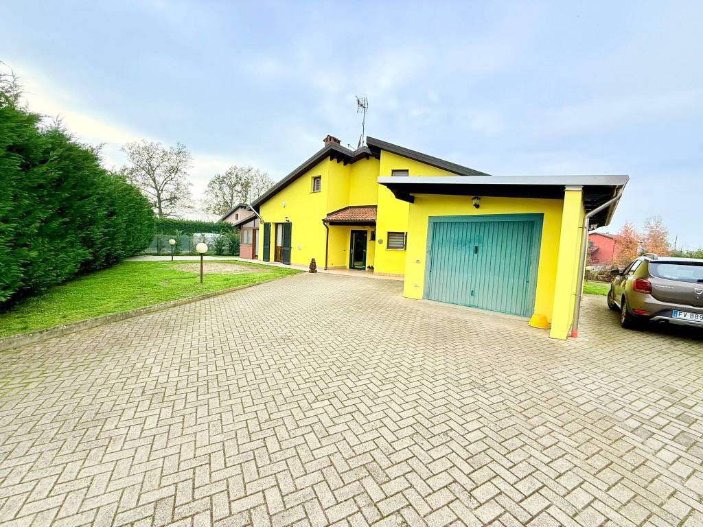 Villa a Alessandria in Via Irma Lesina - Foto 3