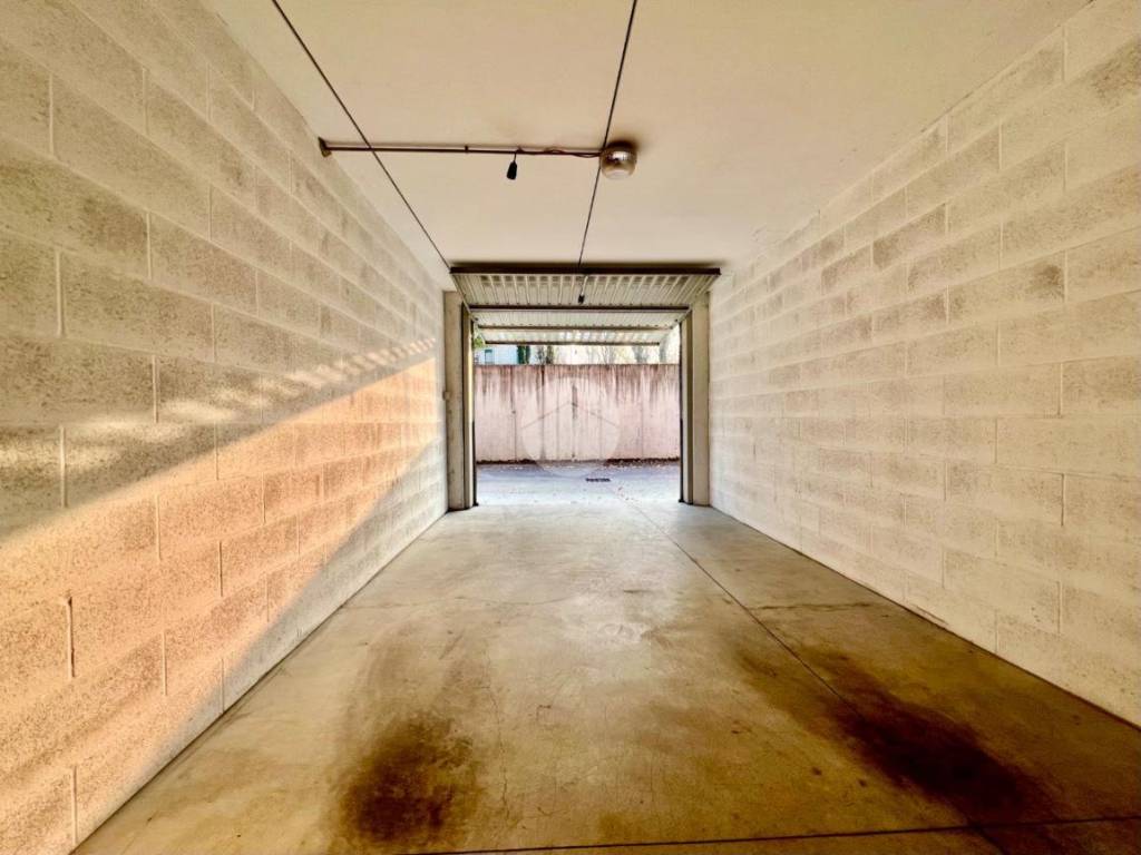Box / garage a Vigonovo in Via Aldo Moro, 17 - Foto 3