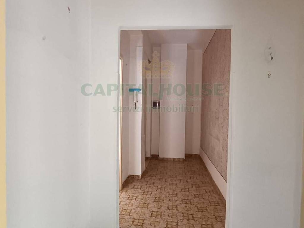 Appartamento a Caserta in Via Carlo Poma - Foto 2