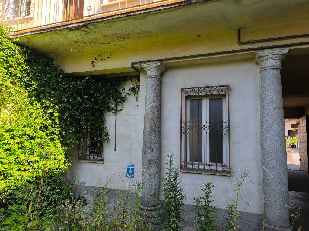 Appartamento a Carnago in Via Giuseppe Garibaldi, 5 - Foto 2