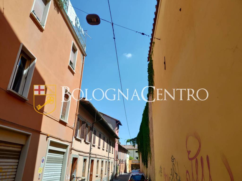 Box / garage a Bologna in Vicolo Borchetta - Foto 2